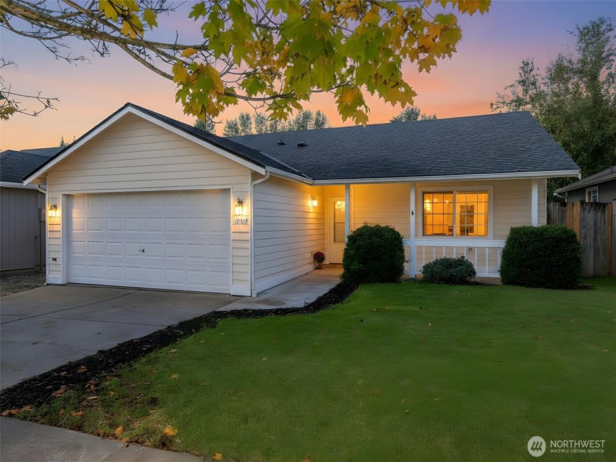 MLS #NWM2437201 image #0