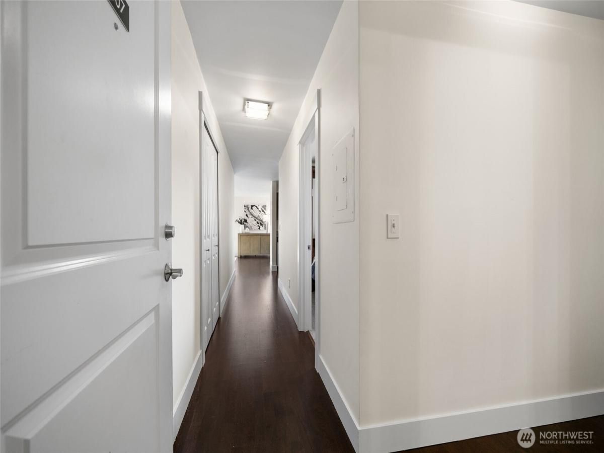 MLS #NWM2437222 image #0