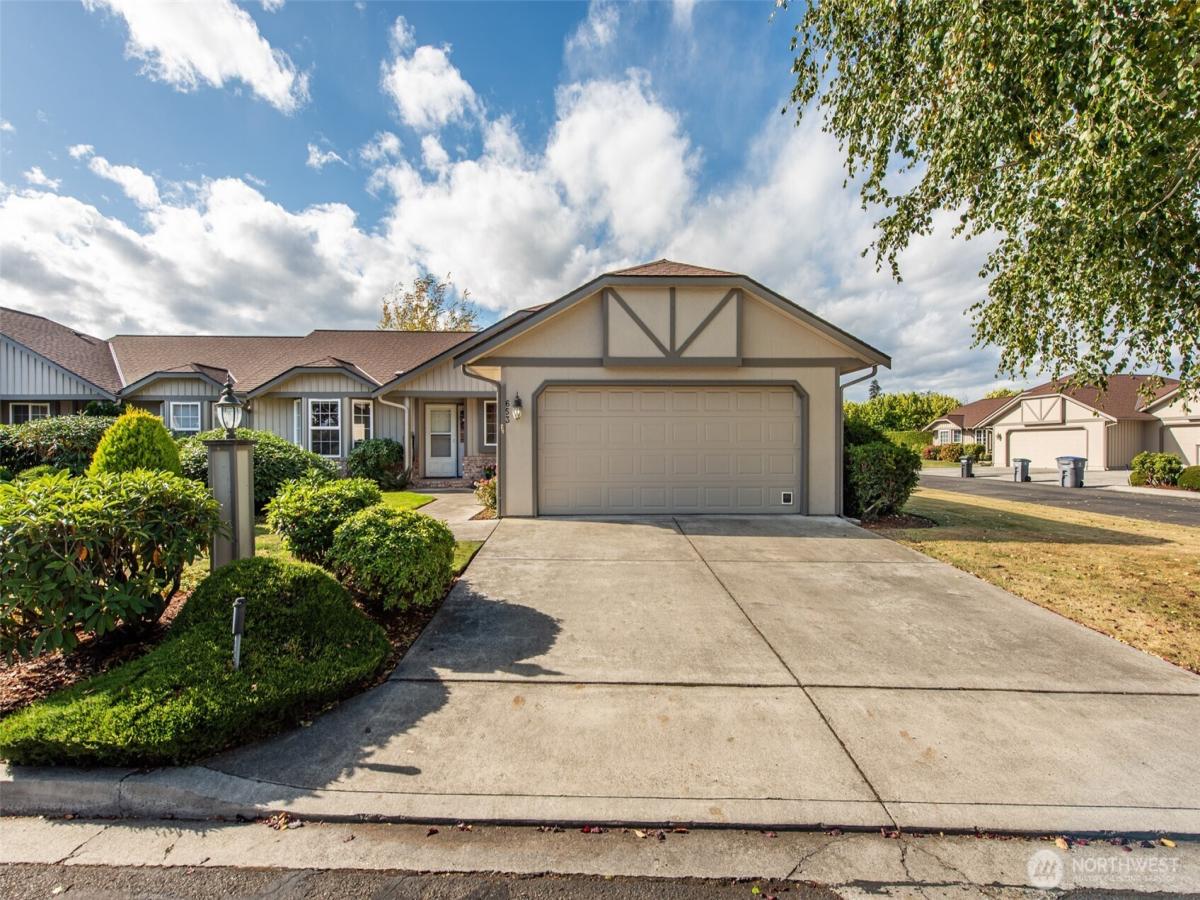 MLS #NWM2437260 image #0