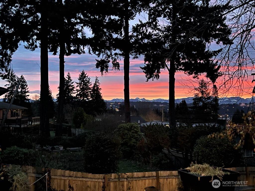 MLS #NWM2437428 image #0