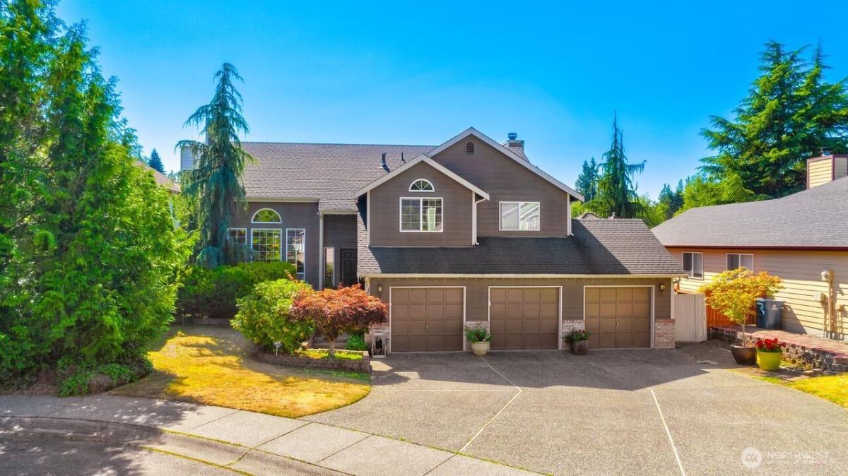 MLS #NWM2437504 image #0