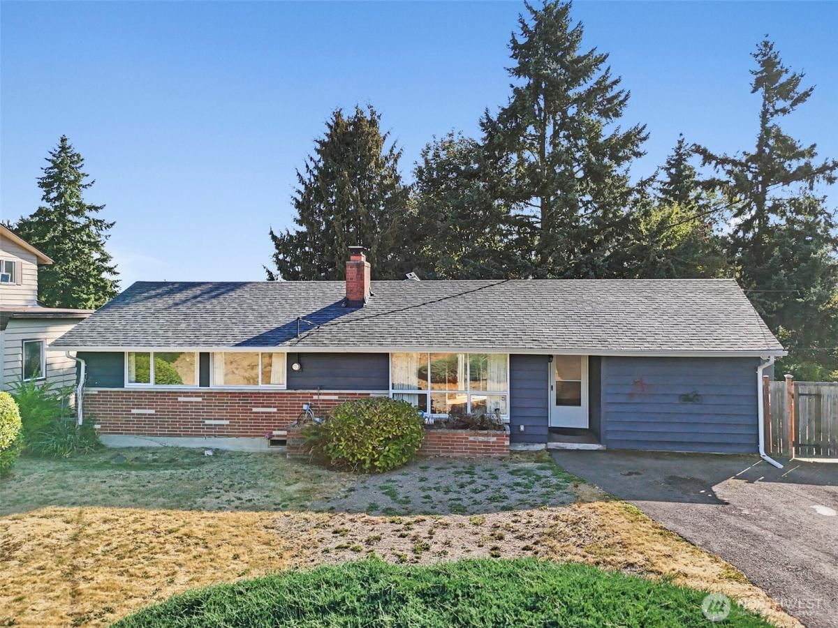MLS #NWM2437646 image #0