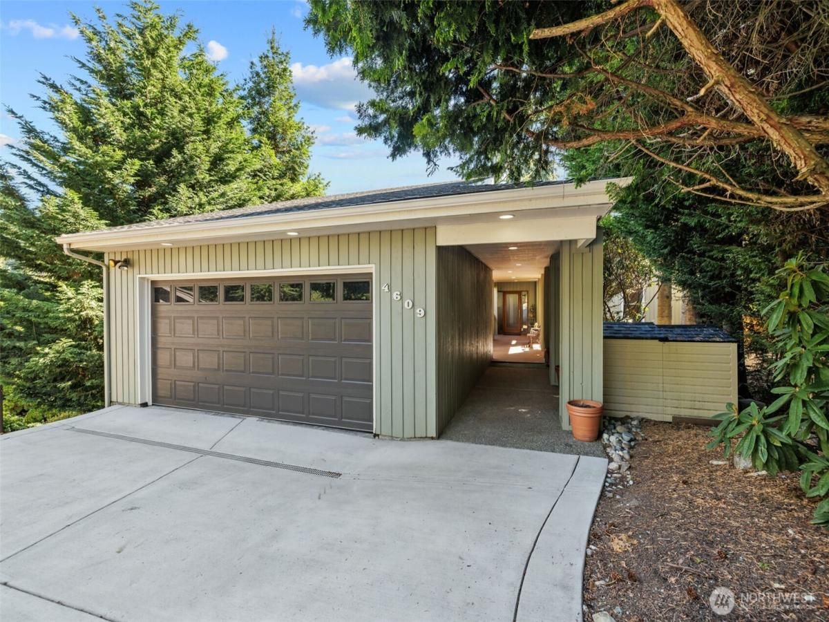 MLS #NWM2437681 image #0