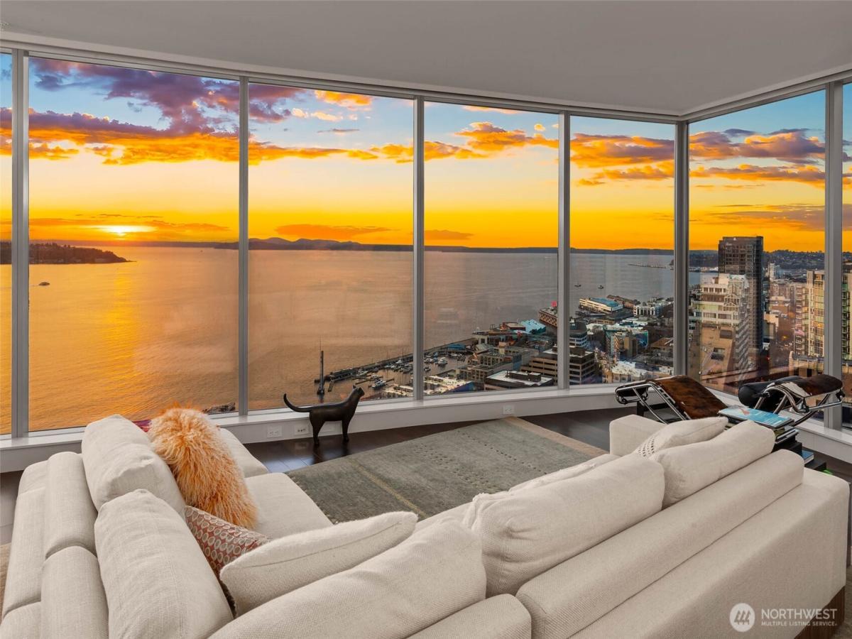 MLS #NWM2437765 image #0