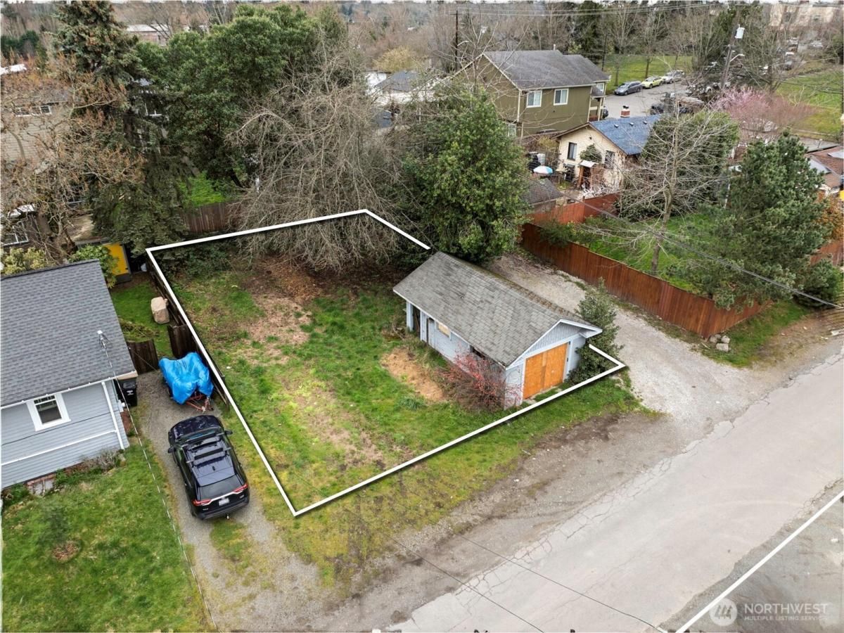 MLS #NWM2437783 image #0