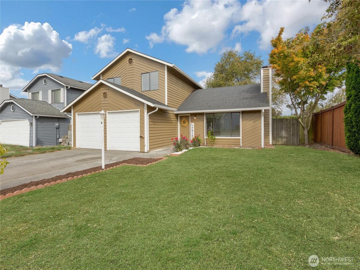 MLS #NWM2437860 image #0