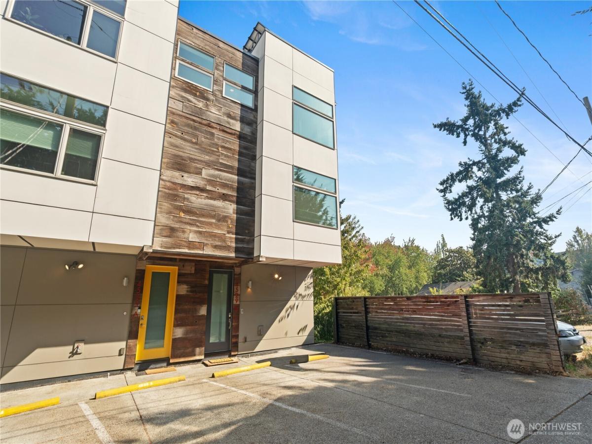 MLS #NWM2437957 image #0