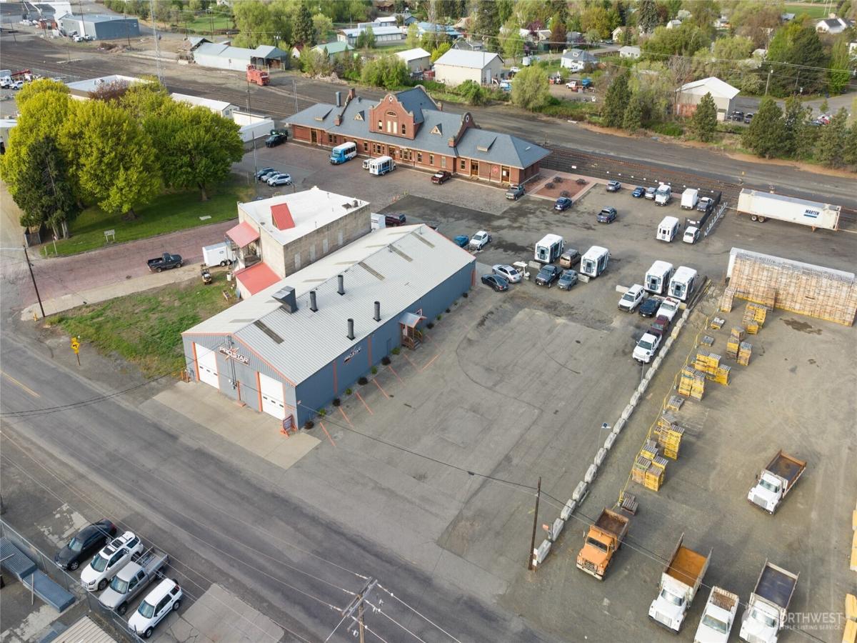 MLS #NWM2437998 image #0
