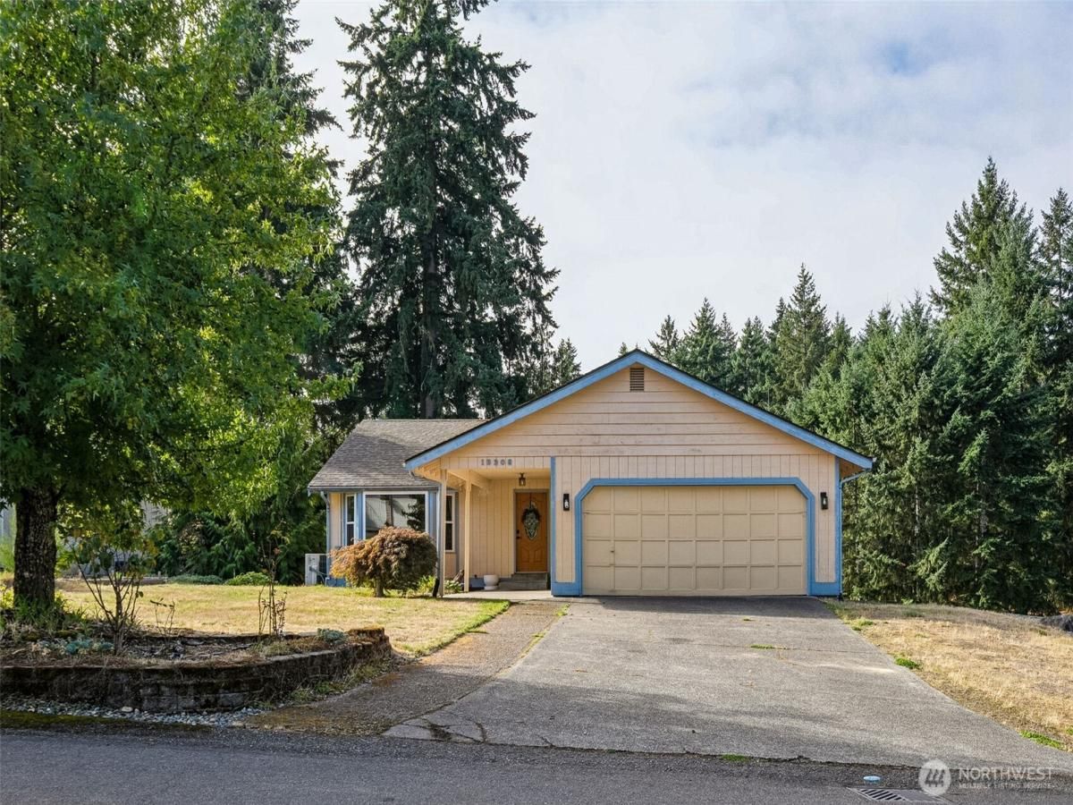 MLS #NWM2438025 image #0