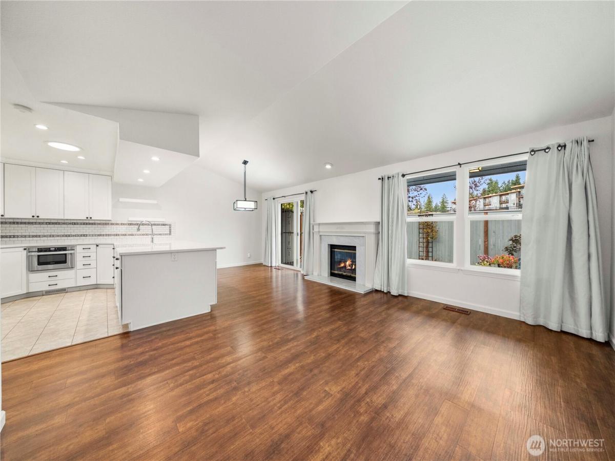 MLS #NWM2438027 image #0