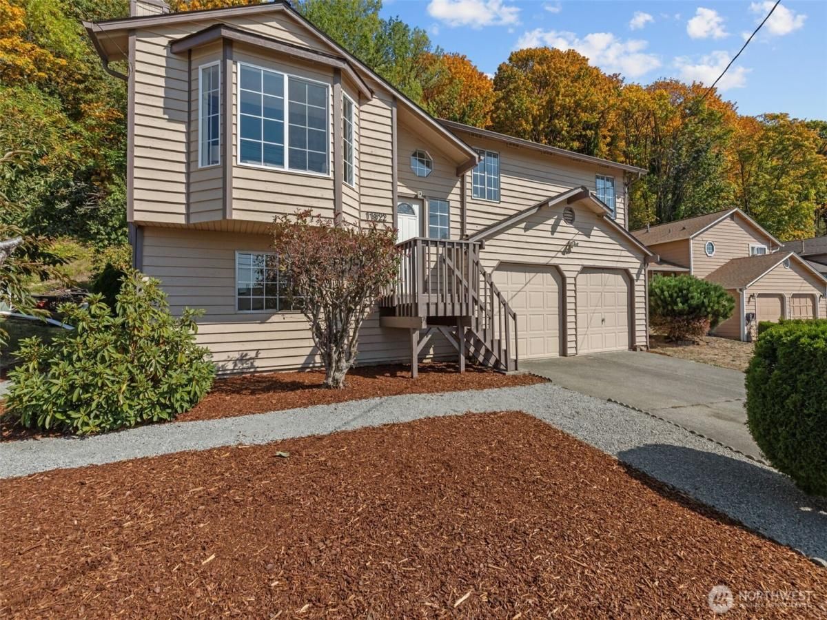 MLS #NWM2438028 image #0