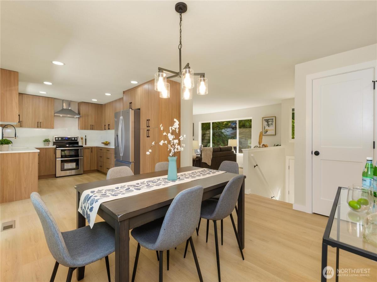 MLS #NWM2438245 image #0