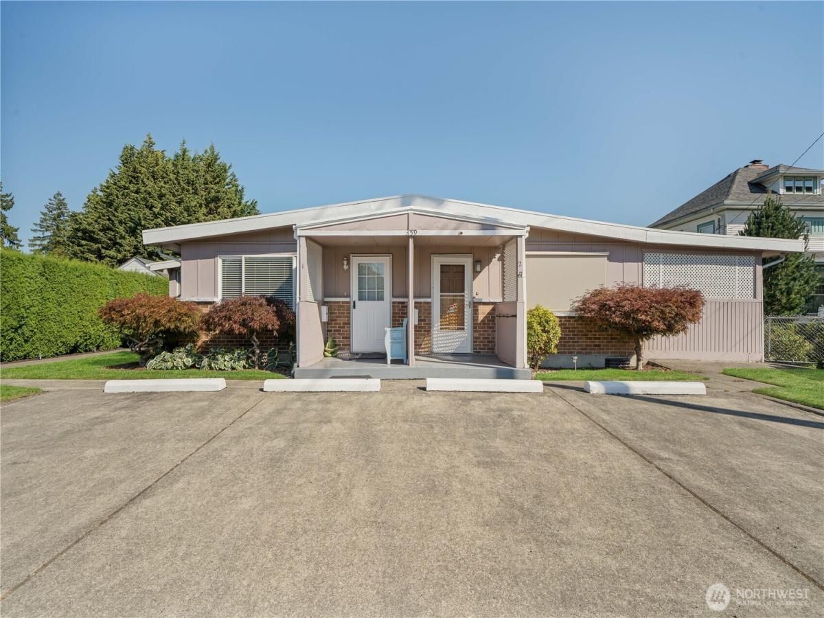 MLS #NWM2438442 image #0