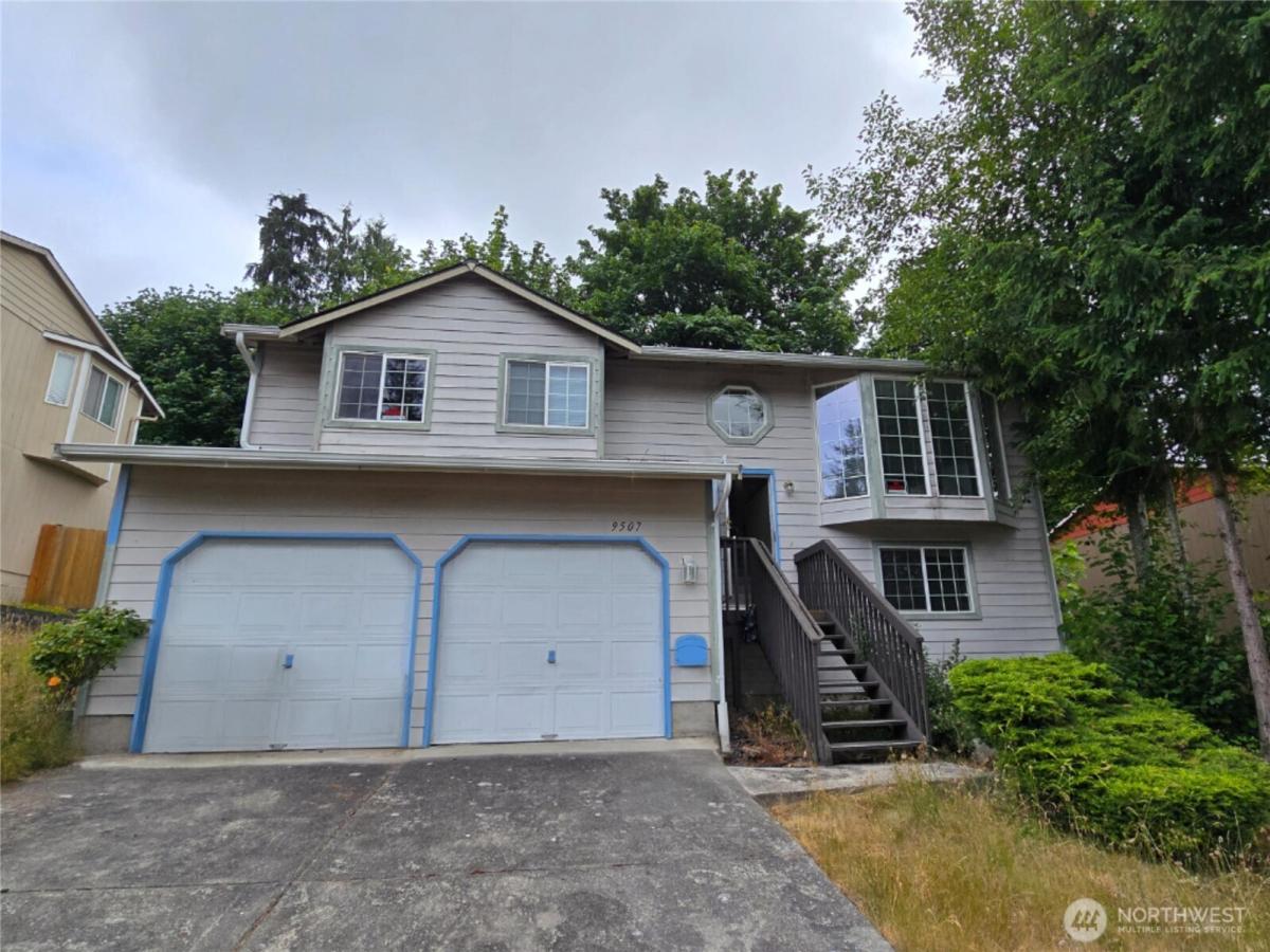 MLS #NWM2438573 image #0