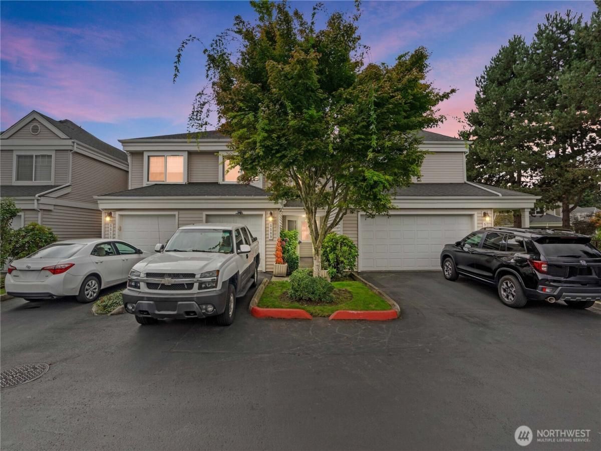 MLS #NWM2438585 image #0