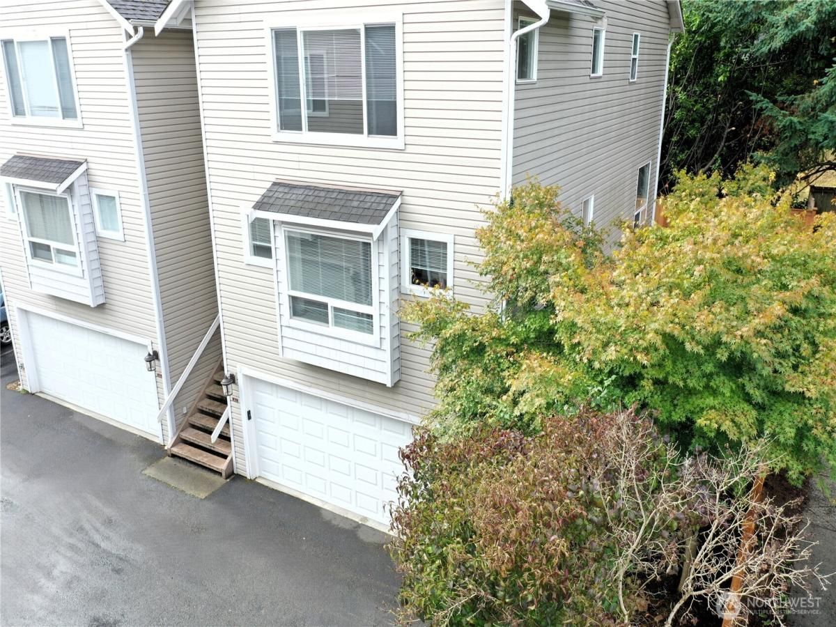 MLS #NWM2438596 image #0