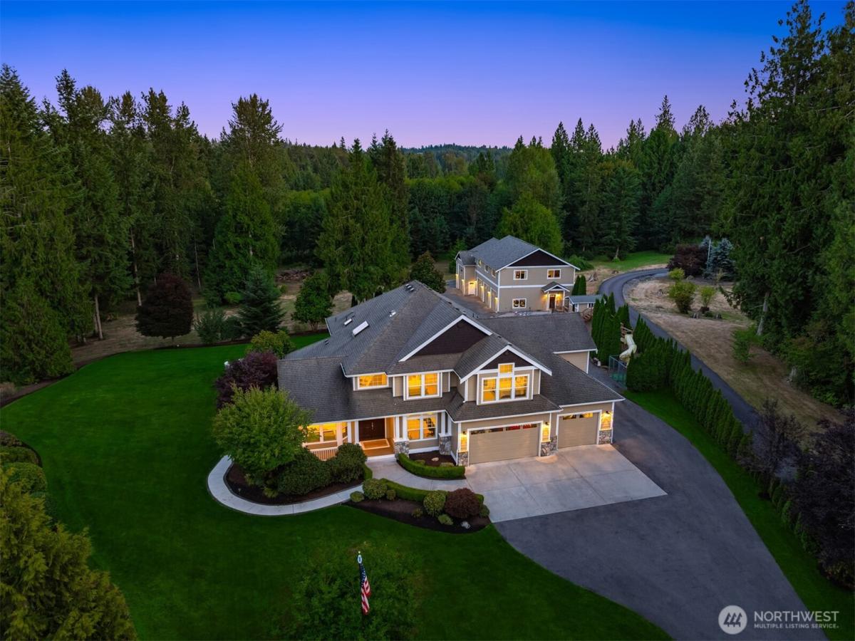 MLS #NWM2438734 image #0