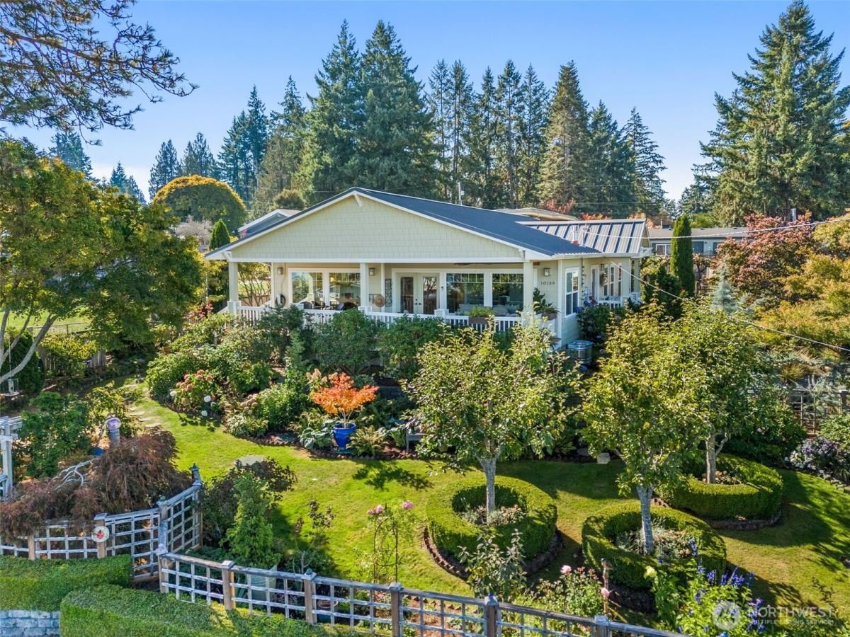 MLS #NWM2438735 image #0