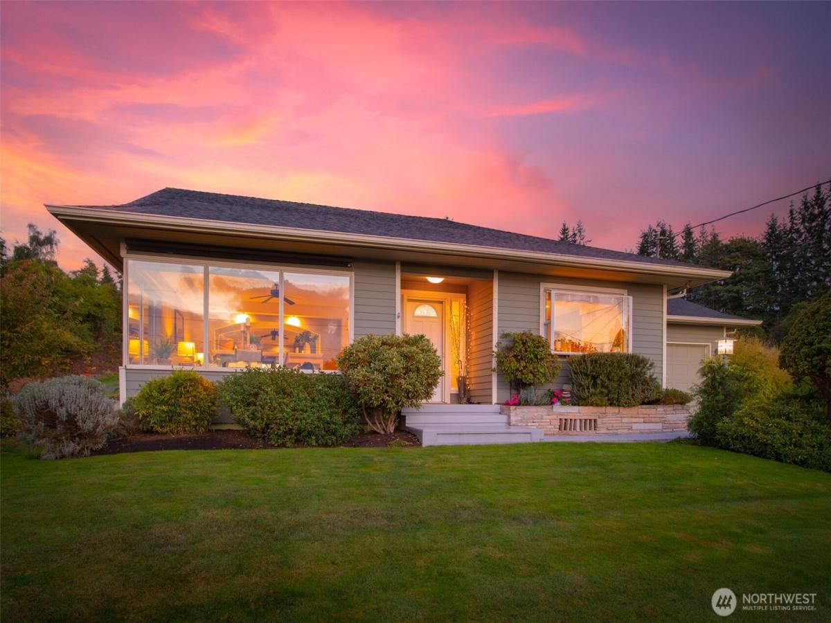 MLS #NWM2438779 image #0