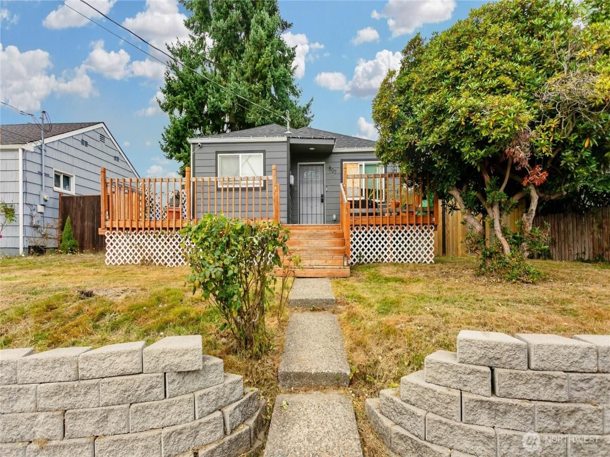 MLS #NWM2438869 image #0