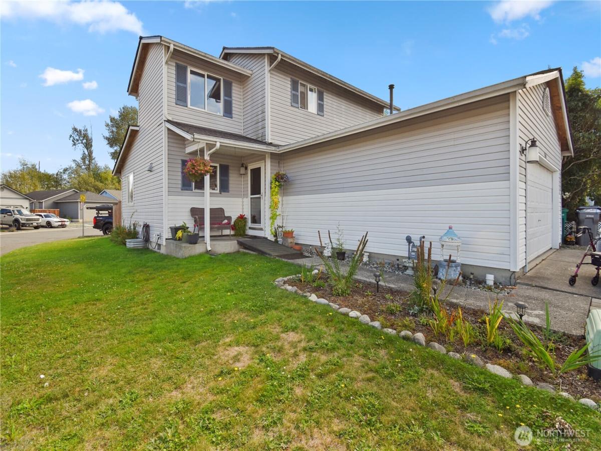 MLS #NWM2438893 image #0