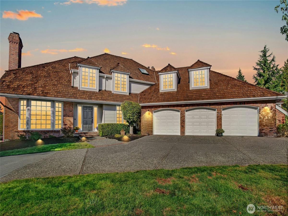 MLS #NWM2439036 image #0