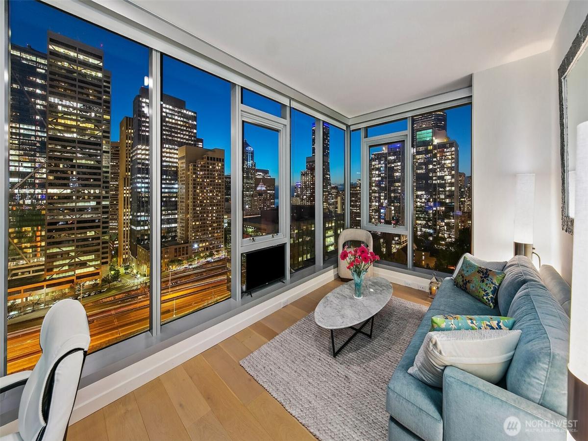 MLS #NWM2439042 image #0