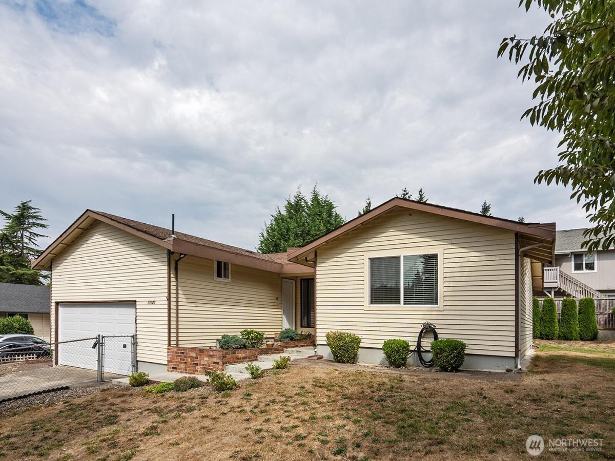 MLS #NWM2439106 image #0