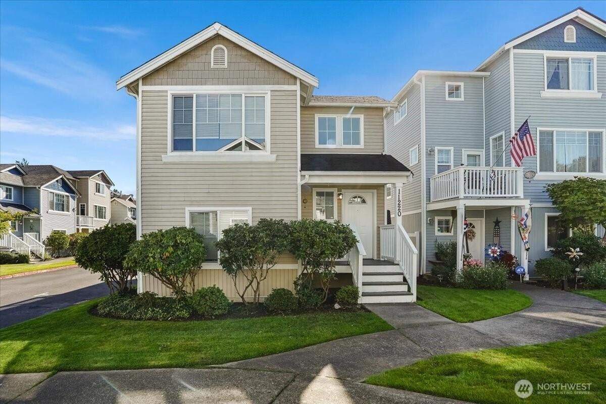 MLS #NWM2439305 image #0