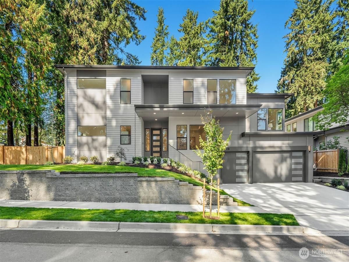 MLS #NWM2439635 image #0