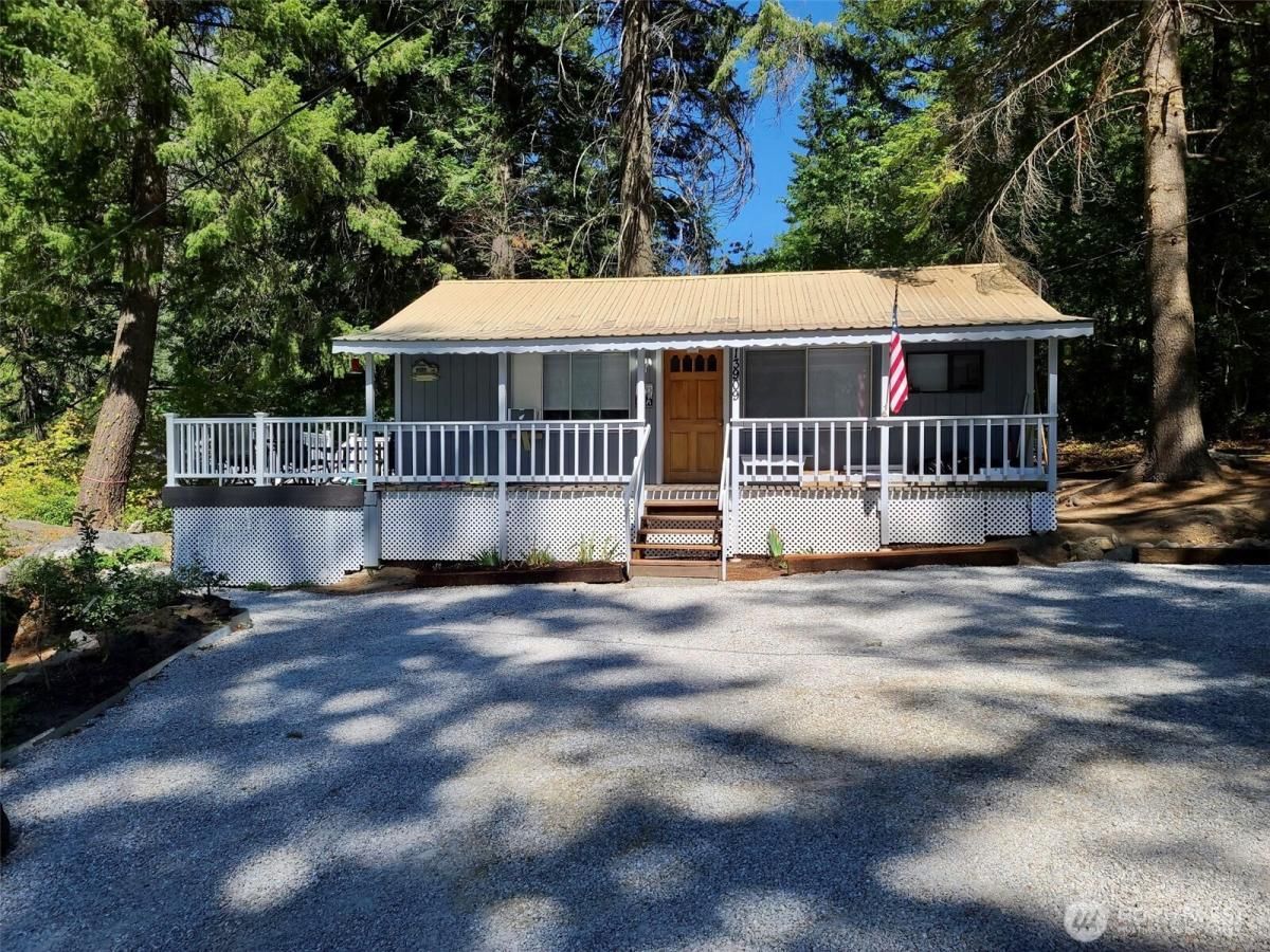 MLS #NWM2439743 image #0