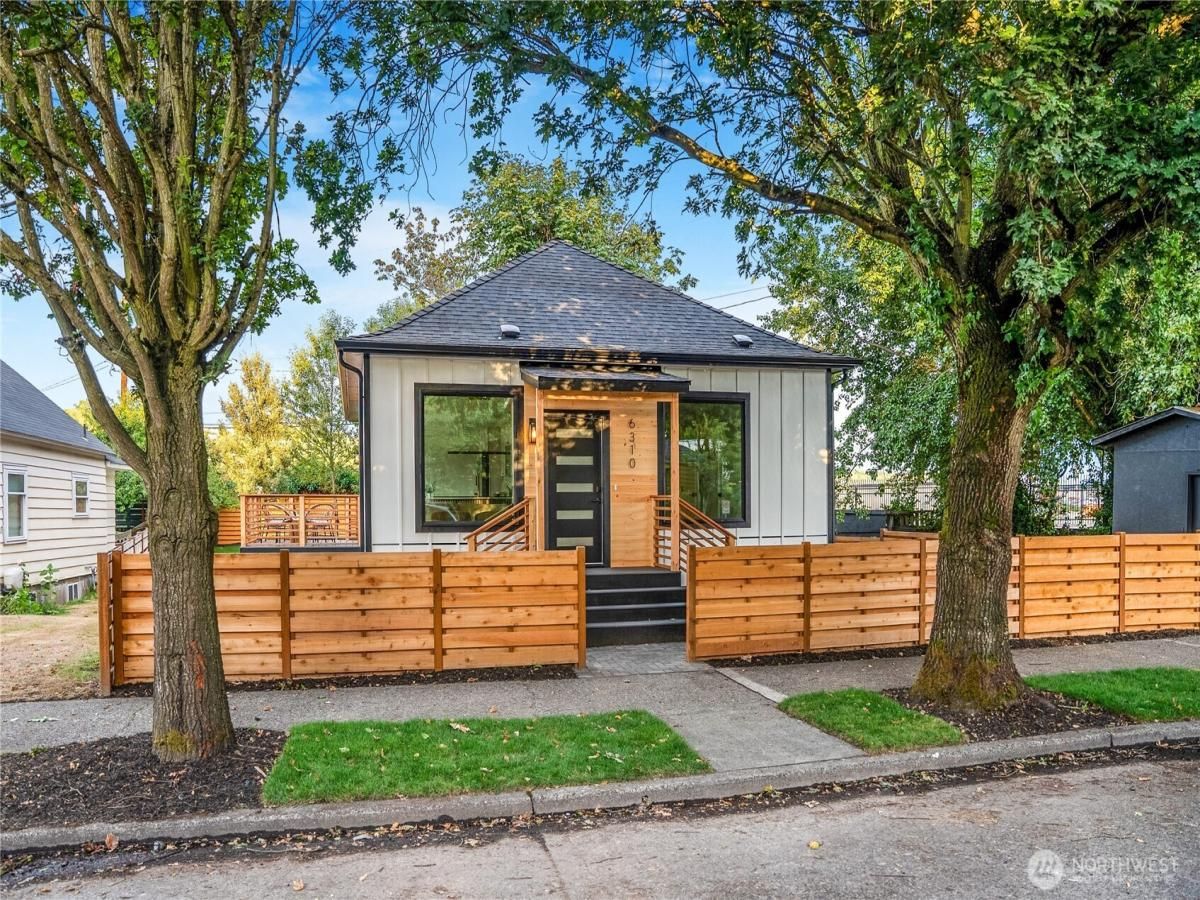 MLS #NWM2439748 image #0