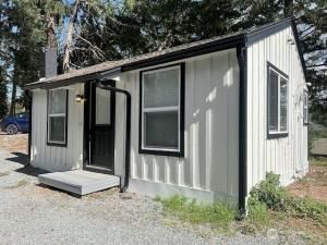 MLS #NWM2439956 image #0