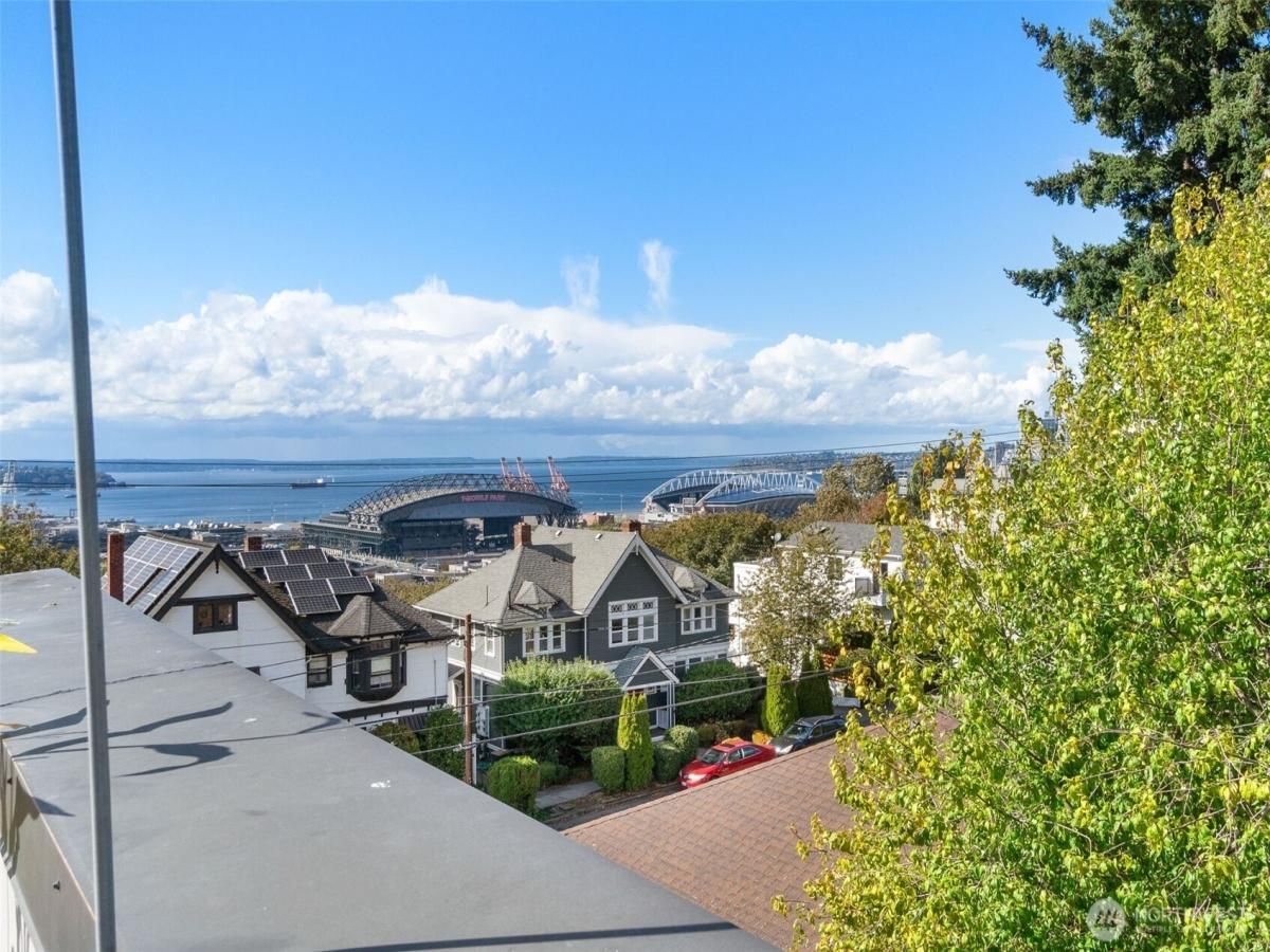 MLS #NWM2439957 image #0