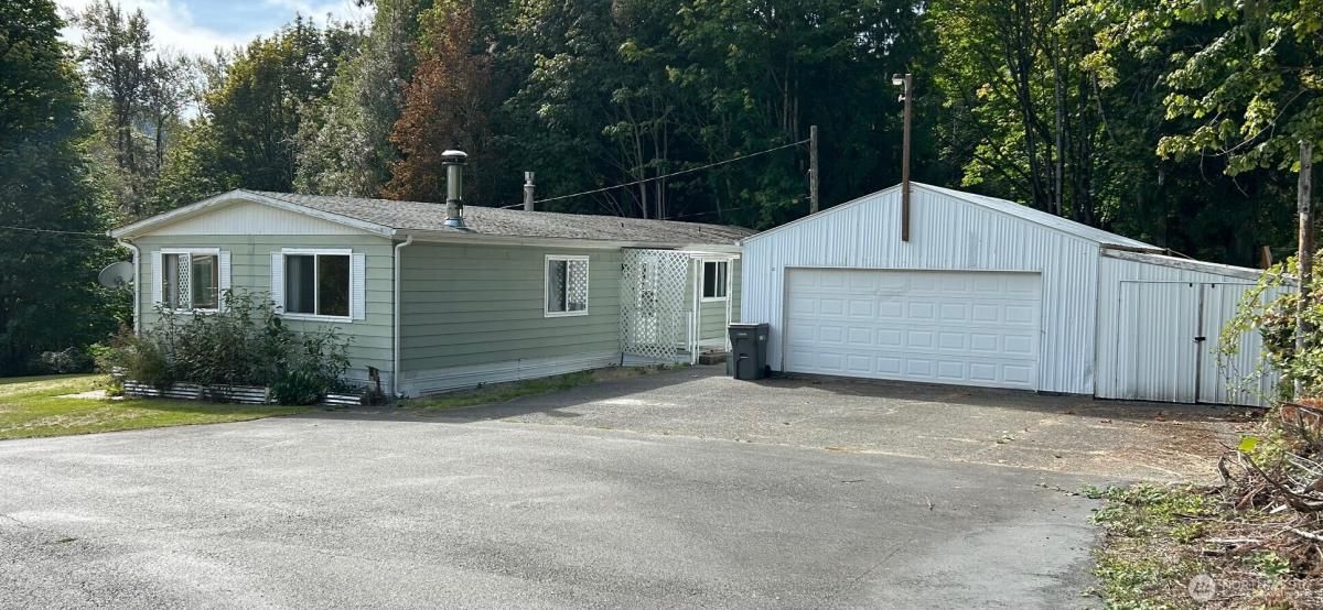 MLS #NWM2439969 image #0