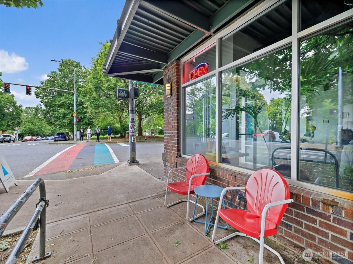 MLS #NWM2440091 image #0