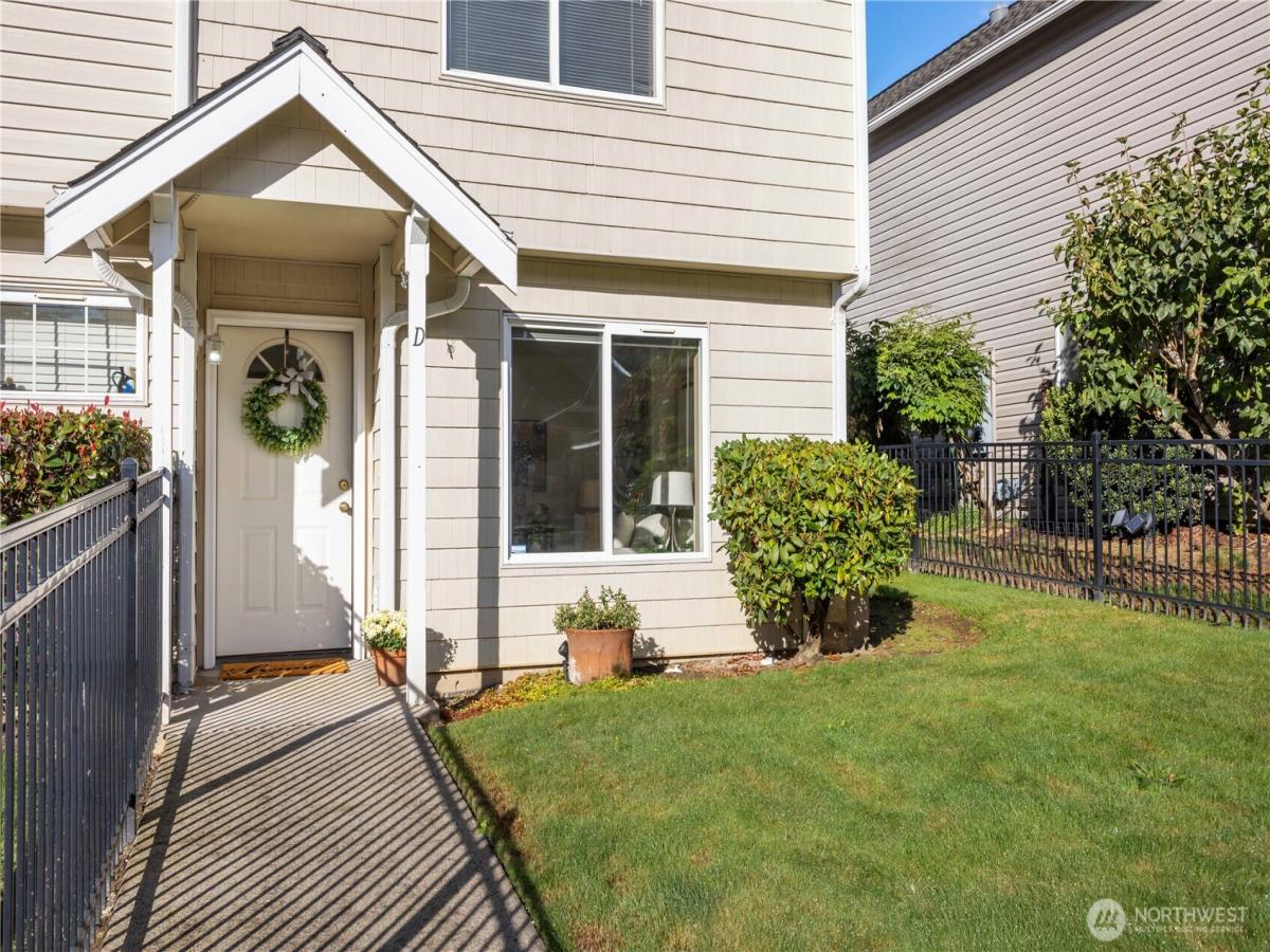 MLS #NWM2440156 image #0