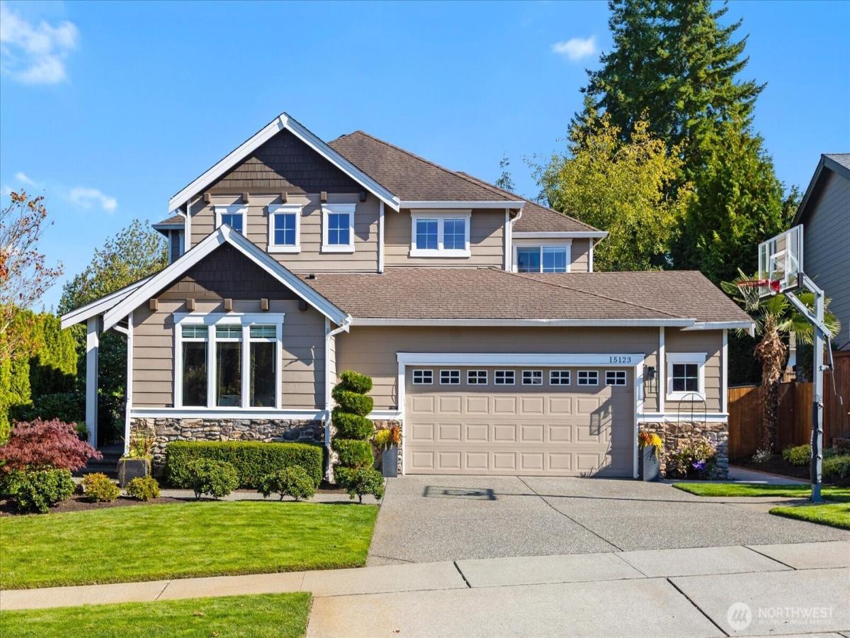 MLS #NWM2440157 image #0