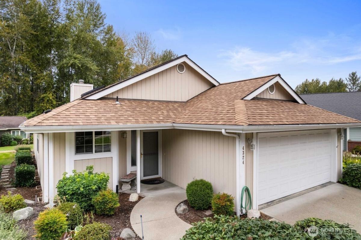 MLS #NWM2440452 image #0