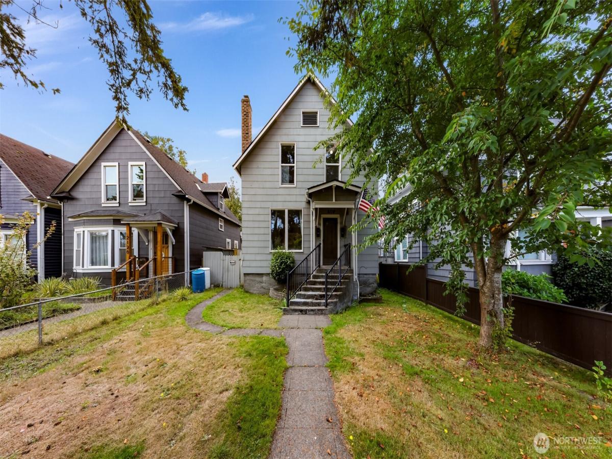 MLS #NWM2440471 image #0