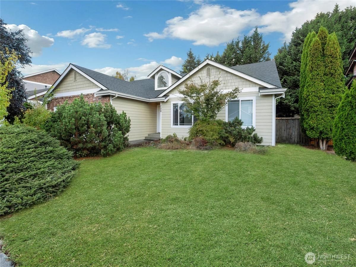 MLS #NWM2440508 image #0