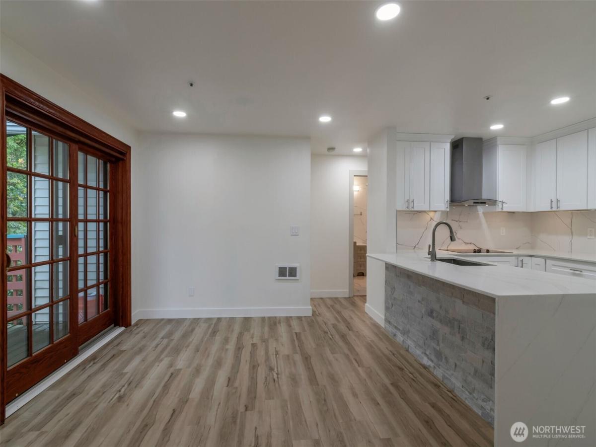 MLS #NWM2440511 image #0