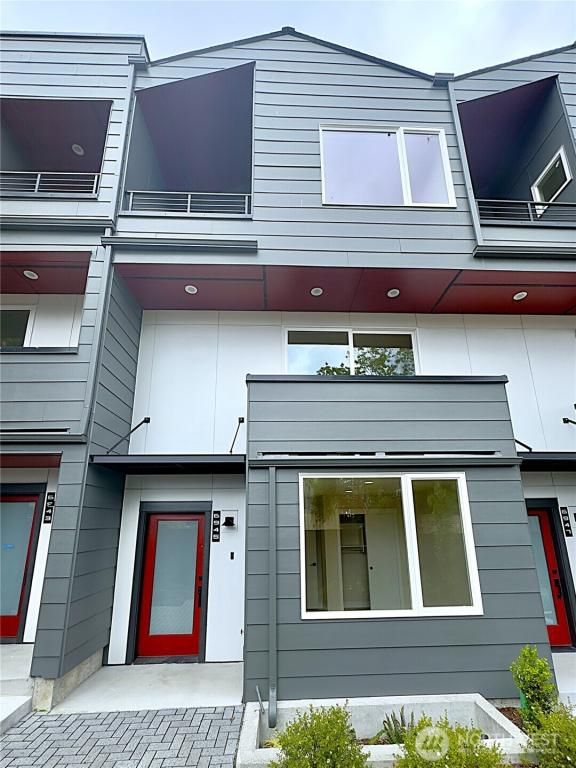 MLS #NWM2440519 image #0