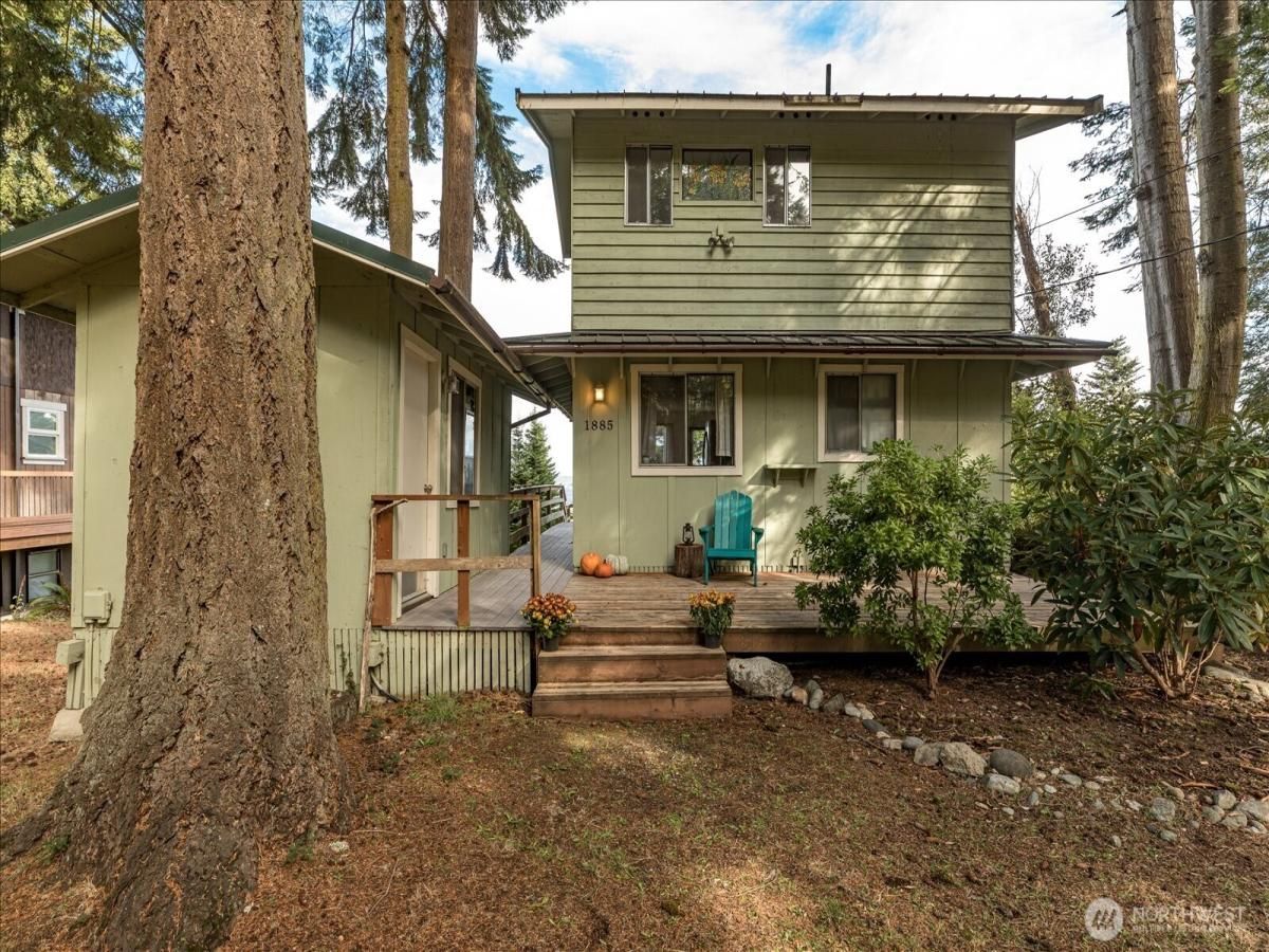 MLS #NWM2440542 image #0