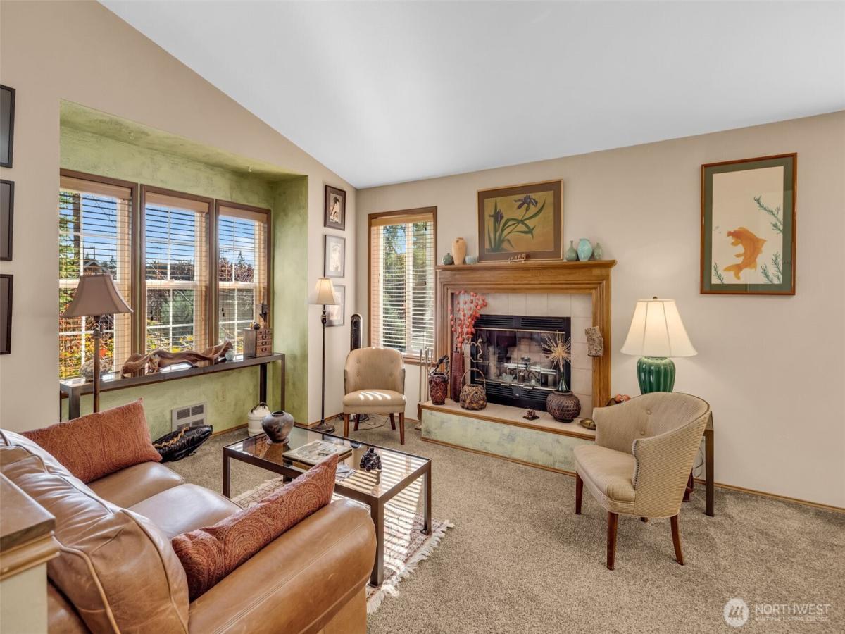 MLS #NWM2440549 image #0