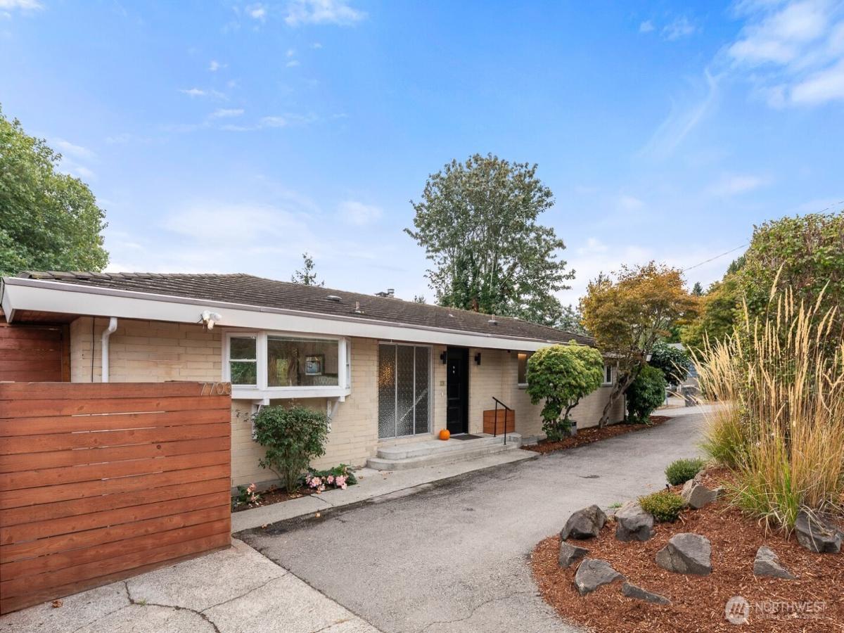 MLS #NWM2440586 image #0