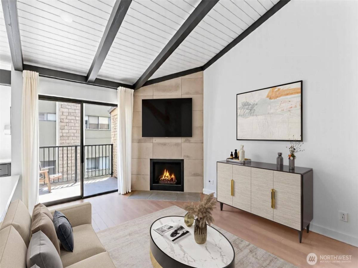 MLS #NWM2440606 image #0