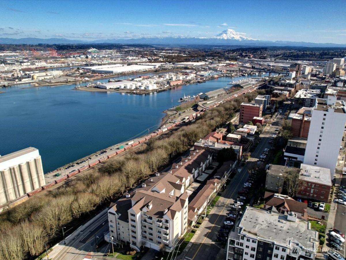 MLS #NWM2440633 image #0