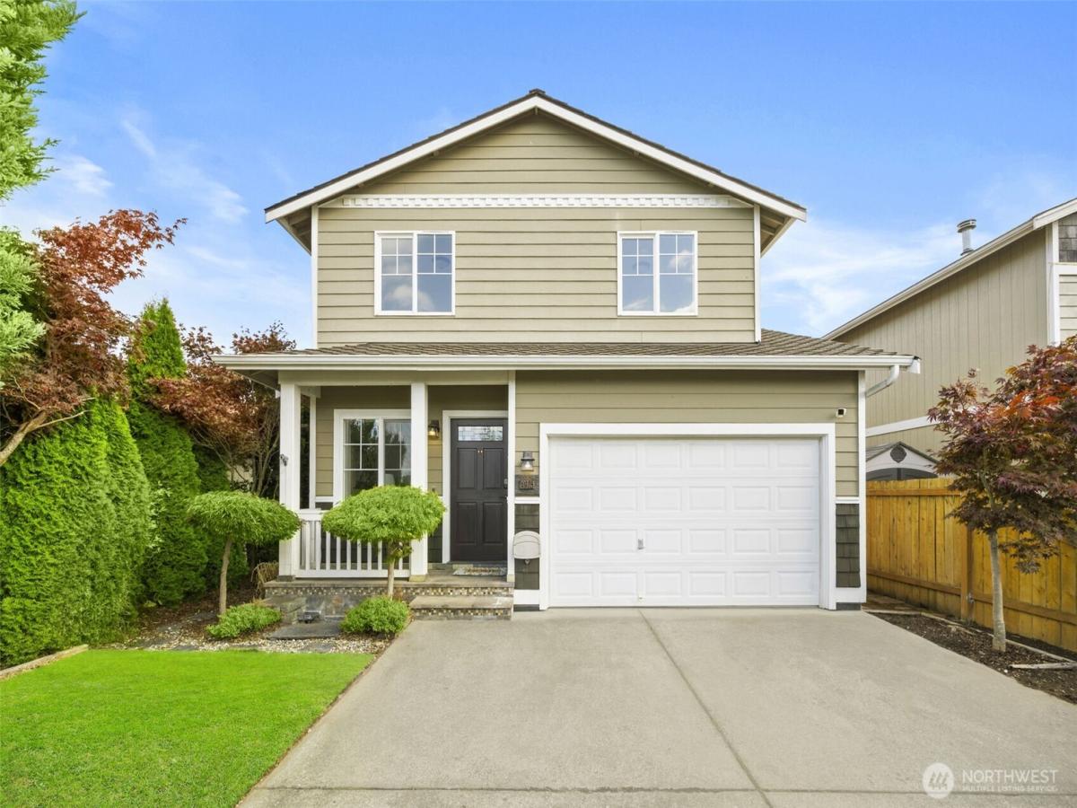 MLS #NWM2440731 image #0