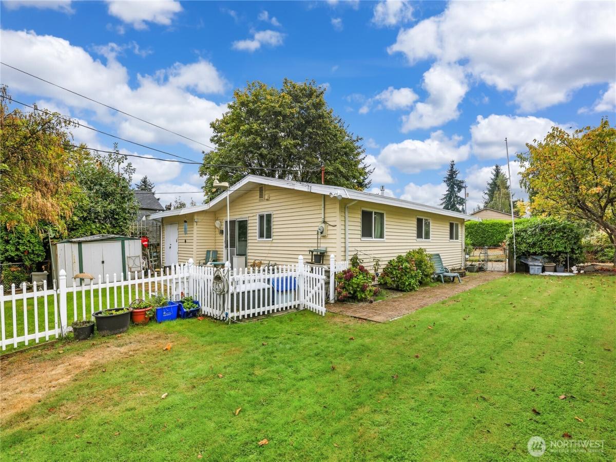 MLS #NWM2440761 image #0